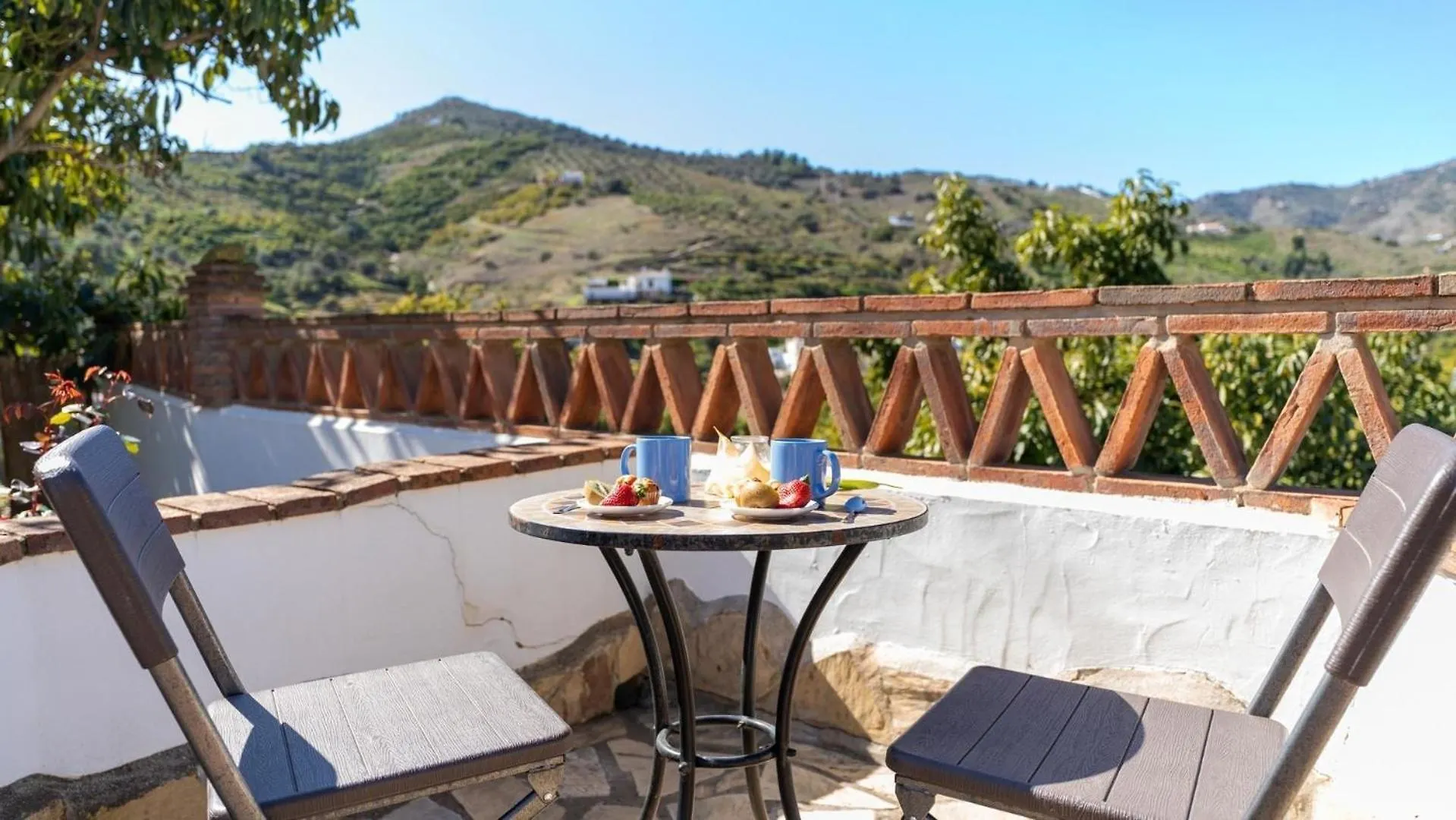 Ferienhaus Mit Privatpool Fuer 4 Personen Ca 85 M In Frigiliana, Andalusien Costa Del Sol Nerja